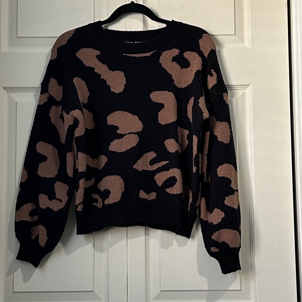 SHEIN Black and Brown Patterned Sweater Medium